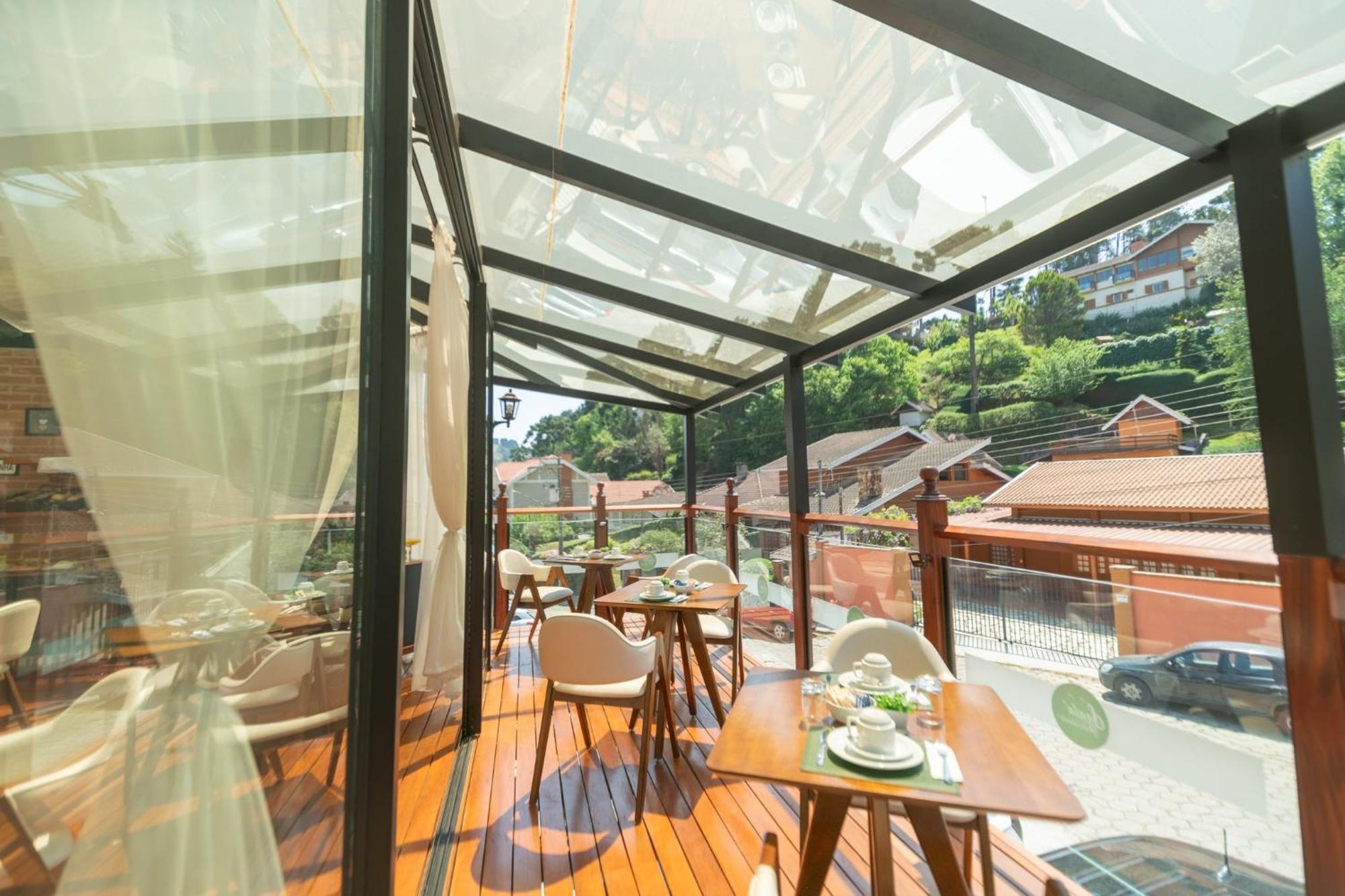 Santa Felicidade Hotel *